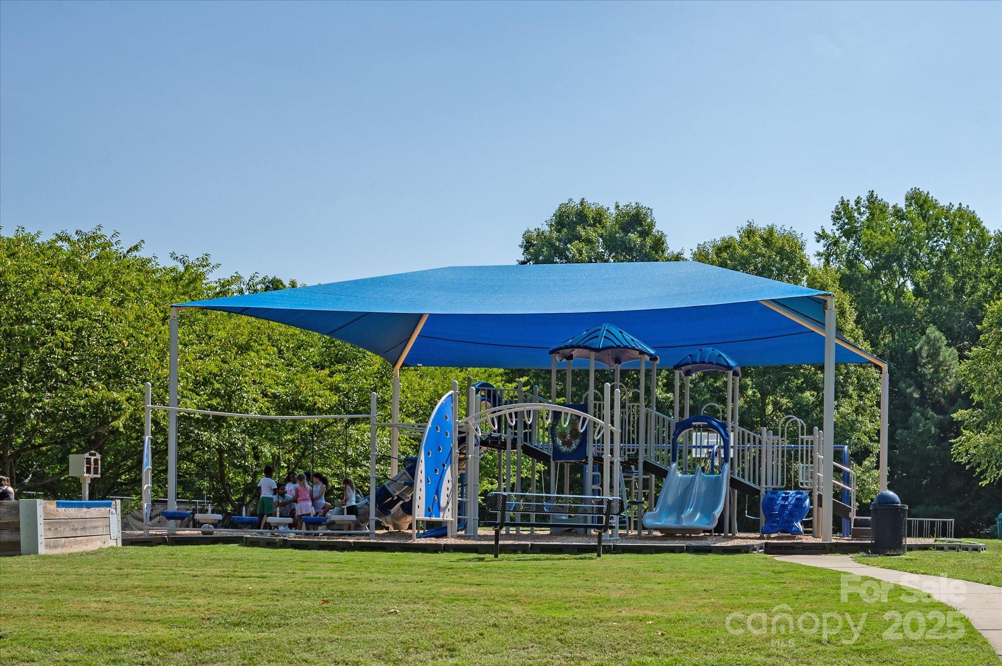 The Gates at Bridgehampton - Residential