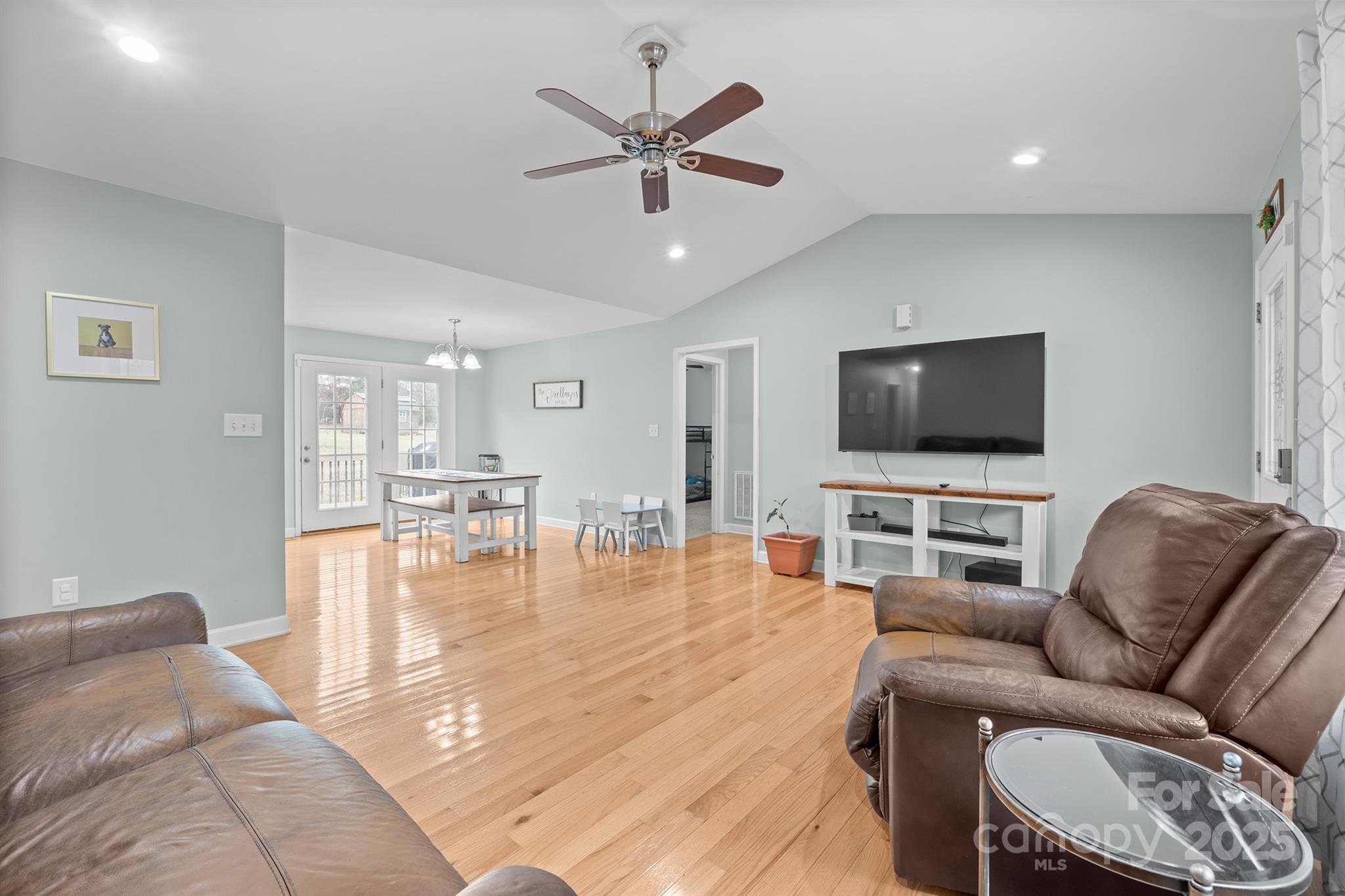 Rocky Ridge - Residential