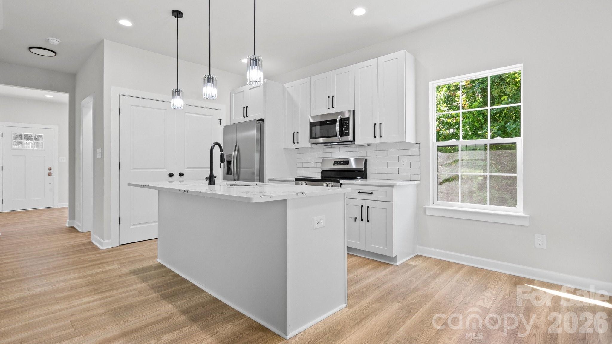 2519 Boulder Lane