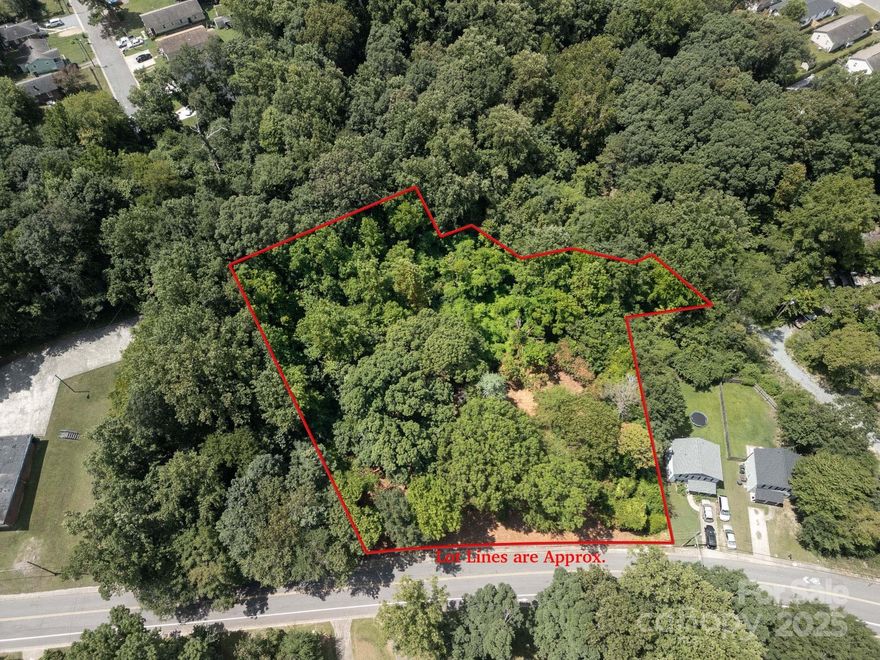 Located in Charlotte’s Lincoln Heights neighborhood, this ~1.25-acre residential property offer flexibility for your next project. Zoned N1-C, this site is designed for single-family homes with options for multi-unit development under Charlotte’s Unified Development Ordinance (UDO).

Enjoy quick access to nearby parks, greenway trails, and dining, all within minutes of Uptown Charlotte. With its central location and growth potential, this property is an excellent choice for builders or investors looking to capitalize on the area’s demand.

(Buyer to verify permitted uses with the City of Charlotte, and Lot dimensions to be confirmed via survey.)