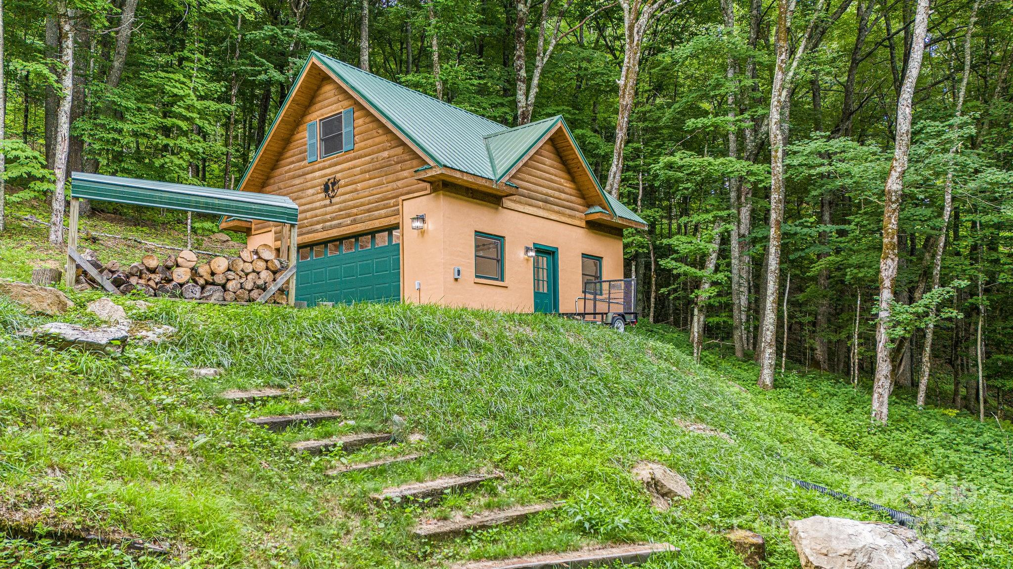 Wolf Laurel - Residential