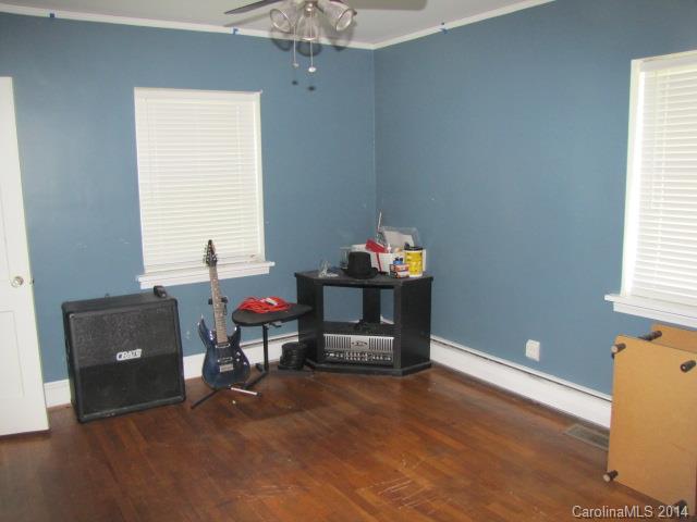 Royal Oaks - Residential Lease