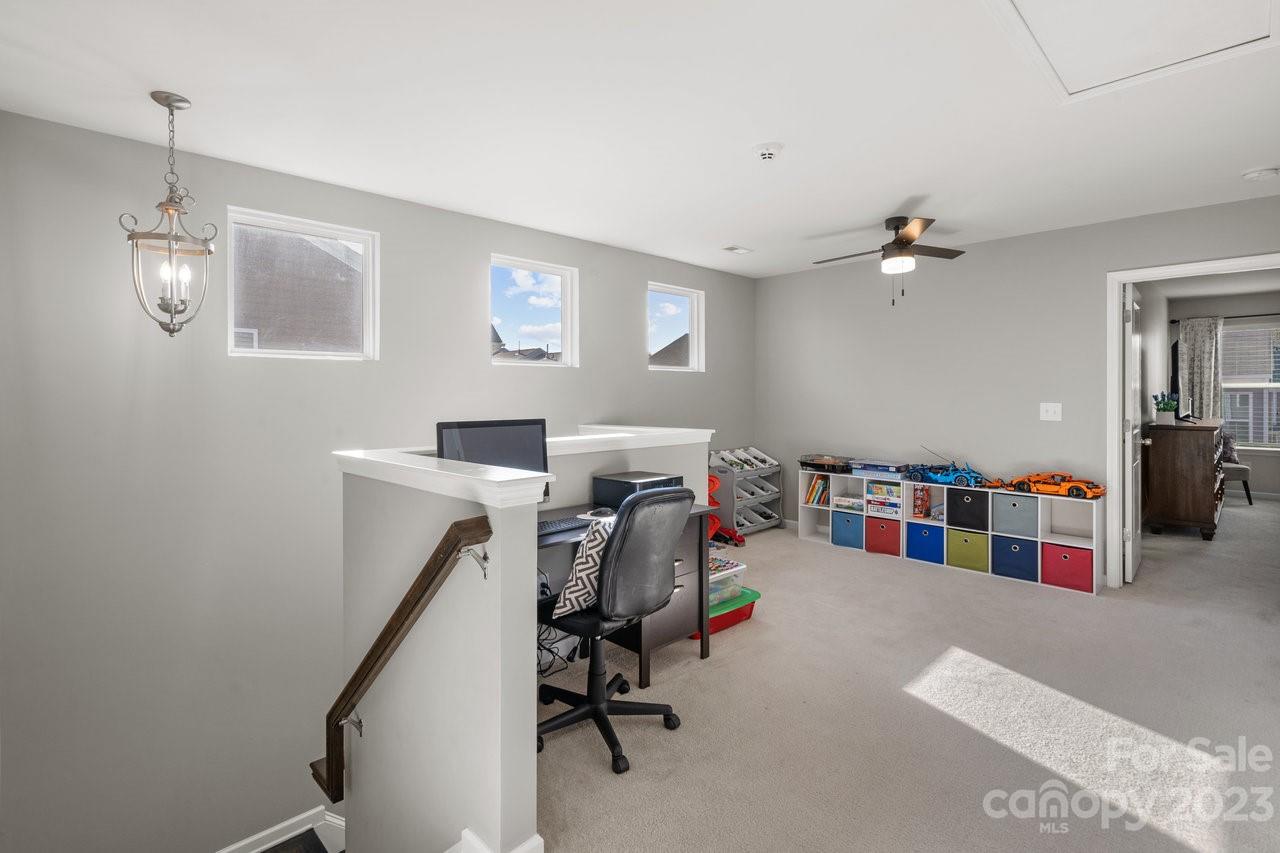 Savannah Townhomes - Residential