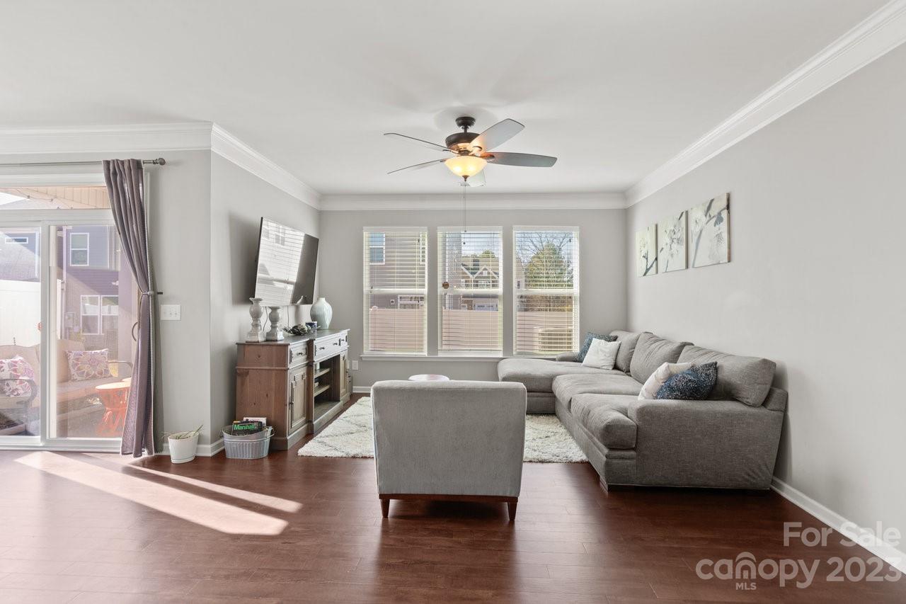 Savannah Townhomes - Residential