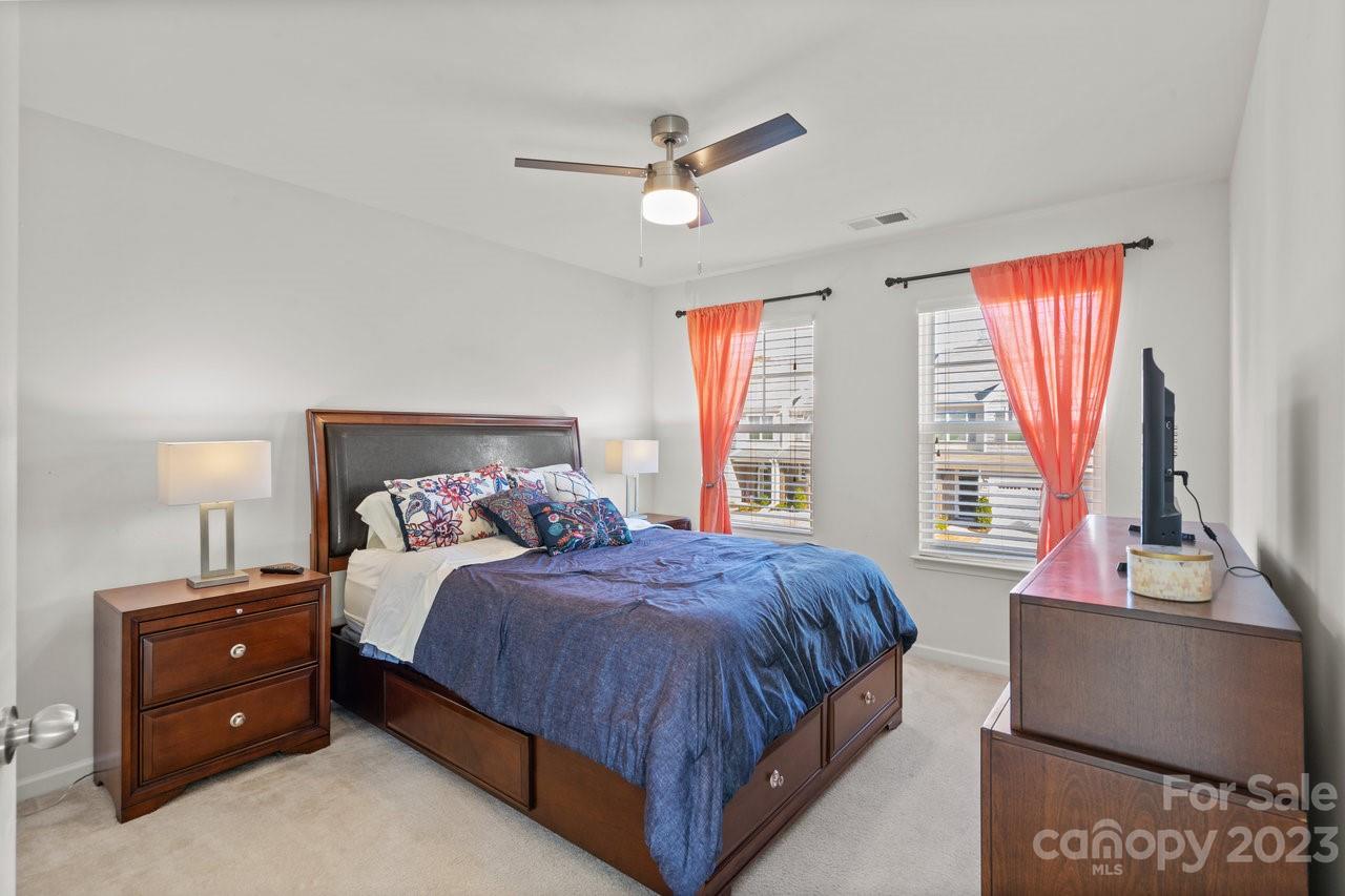 Savannah Townhomes - Residential