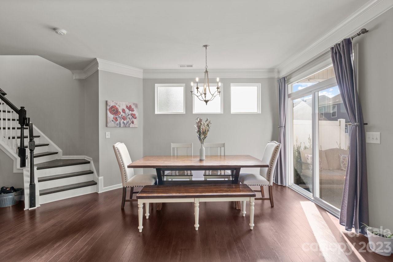 Savannah Townhomes - Residential