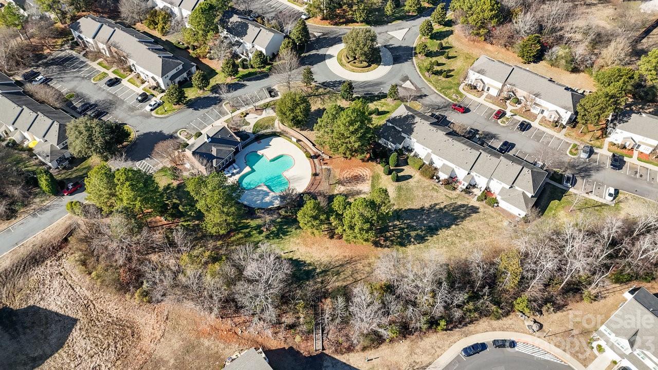 Savannah Townhomes - Residential