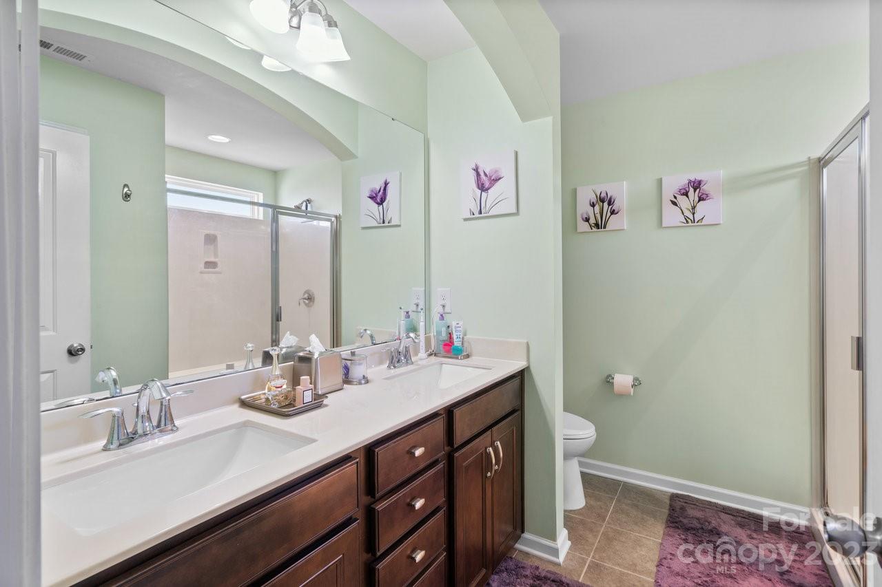 Savannah Townhomes - Residential