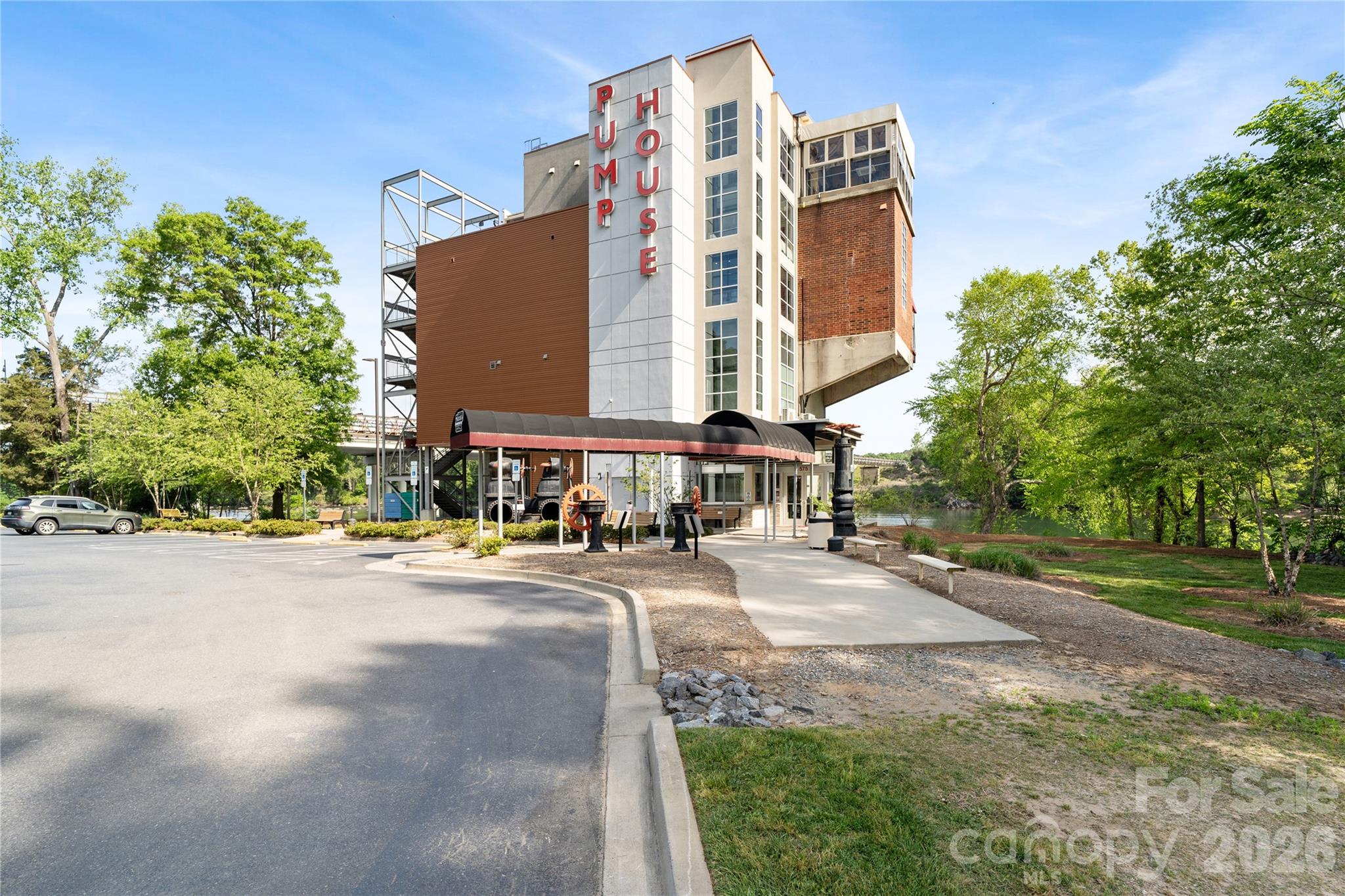 Riverwalk - Residential