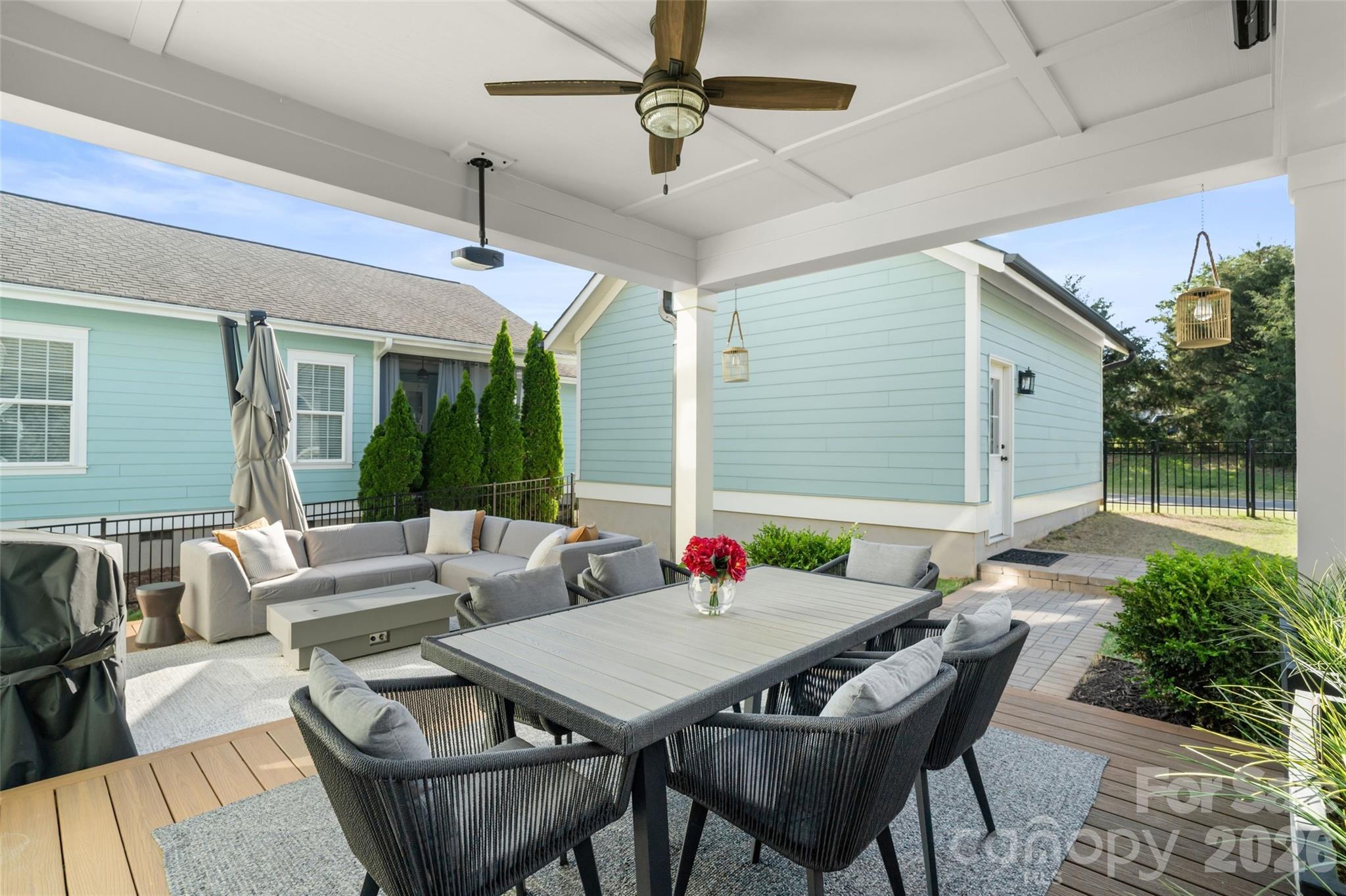 Riverwalk - Residential