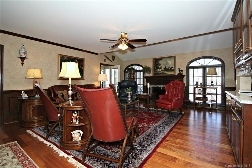 Carriage Downs - Residential