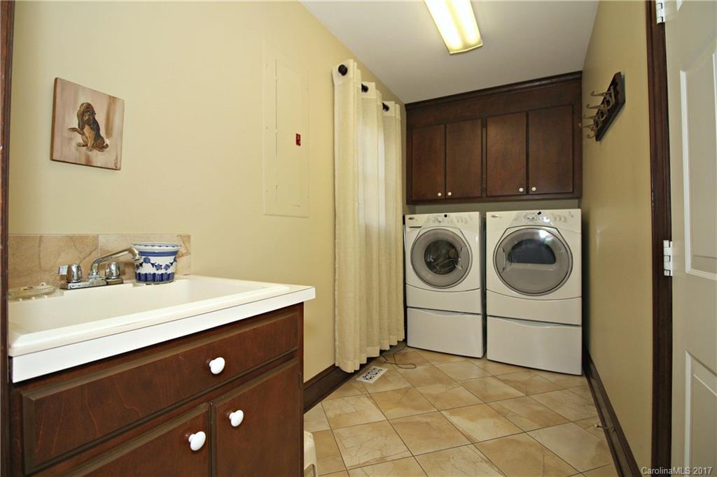 Carriage Downs - Residential