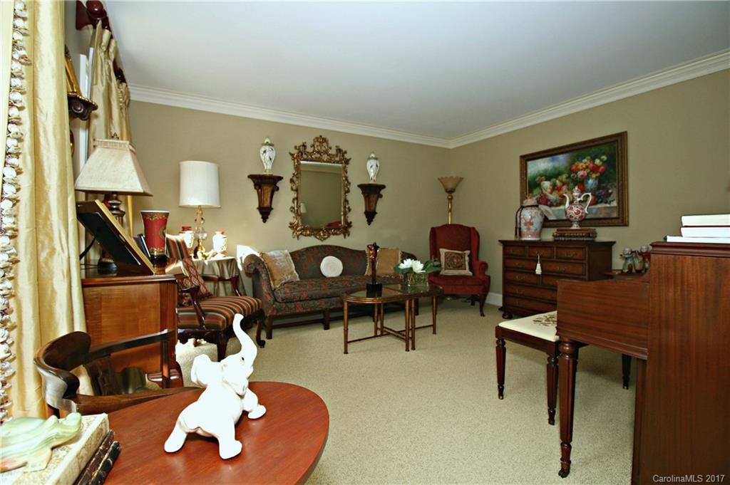 Carriage Downs - Residential