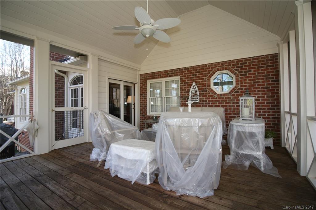 Carriage Downs - Residential