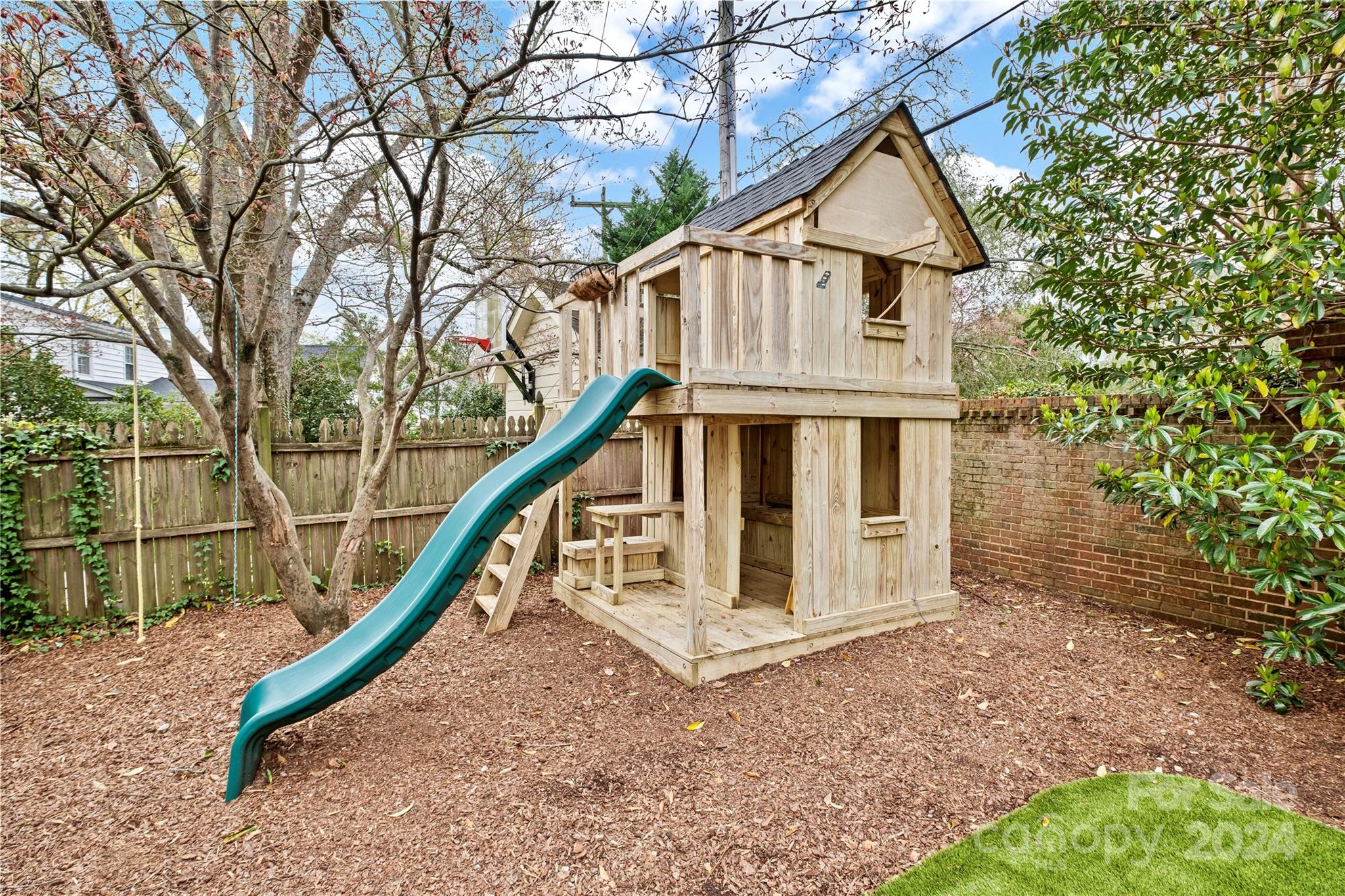 Myers Park - Residential