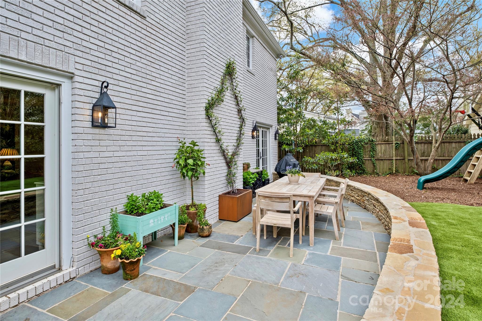 Myers Park - Residential