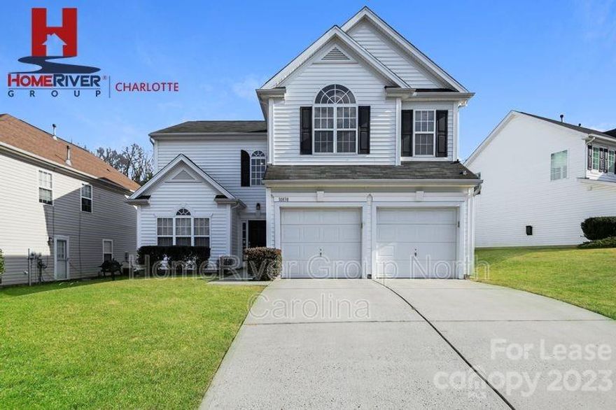 Welcome to your new home! This amazing 3 bed, 2.5 bath home offers plenty of space and has recently been updated! The open concept home also offers 2494 square feet of space and plenty of beautiful features that are sure to excite you. It is located close to restaurants, entertainment, and in a great community.