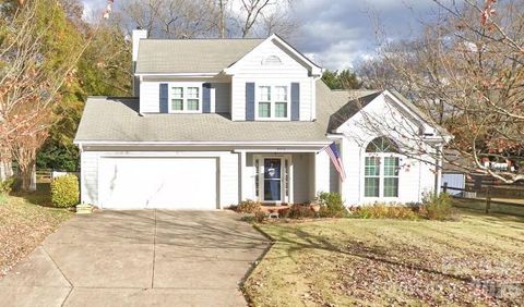 Photo of 8512 Egerton Drive, Charlotte, NC 28277 (MLS # 4360553)