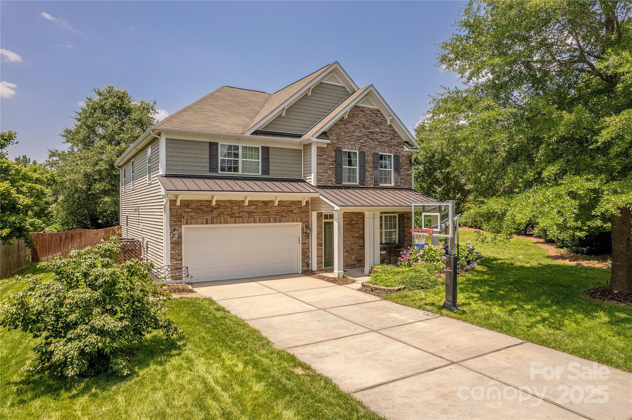 516 Fair Oaks Drive