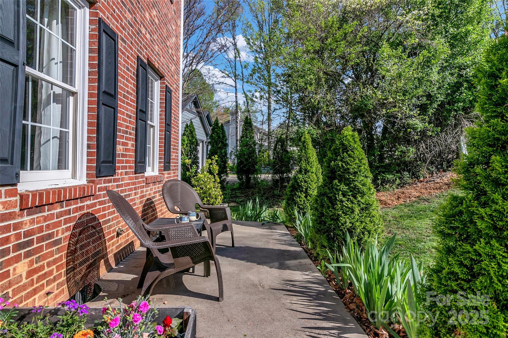 6 Southchase Drive