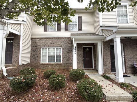 Photo of 3046 Summerfield Ridge Lane, Matthews, NC 28105 (MLS # 4301122)