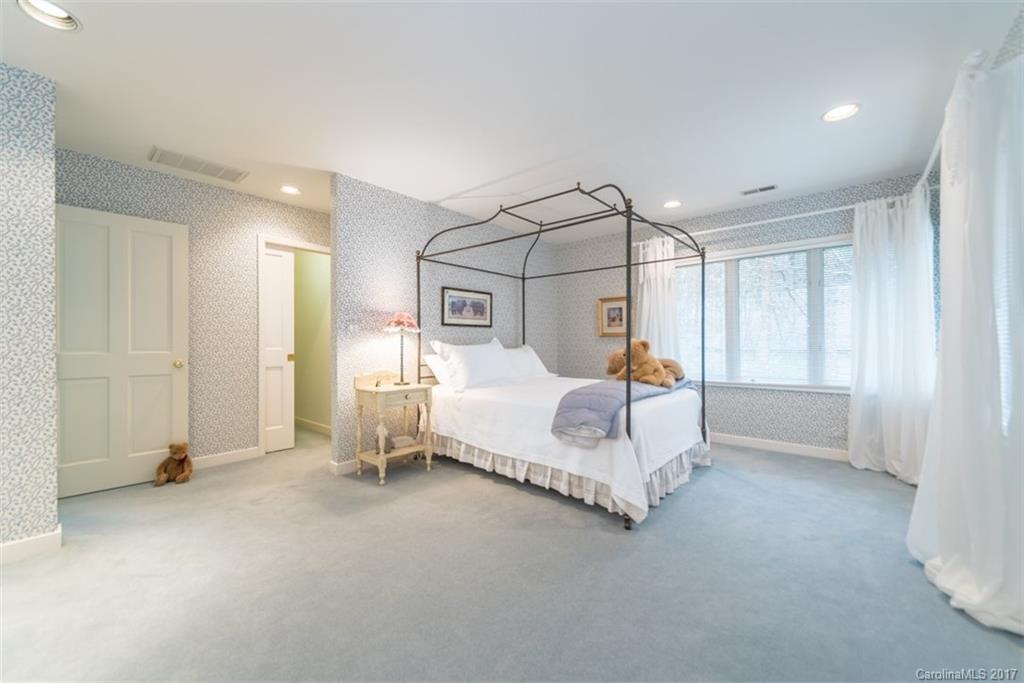 River Hills - Residential