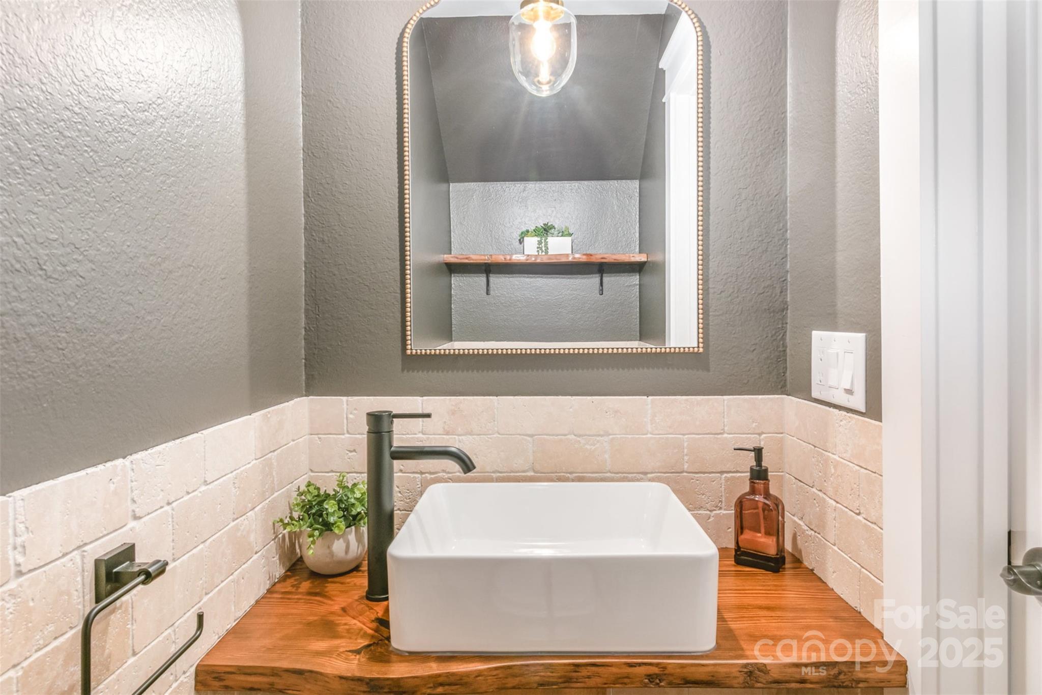 The Reserve at Canyon Hills - Residential