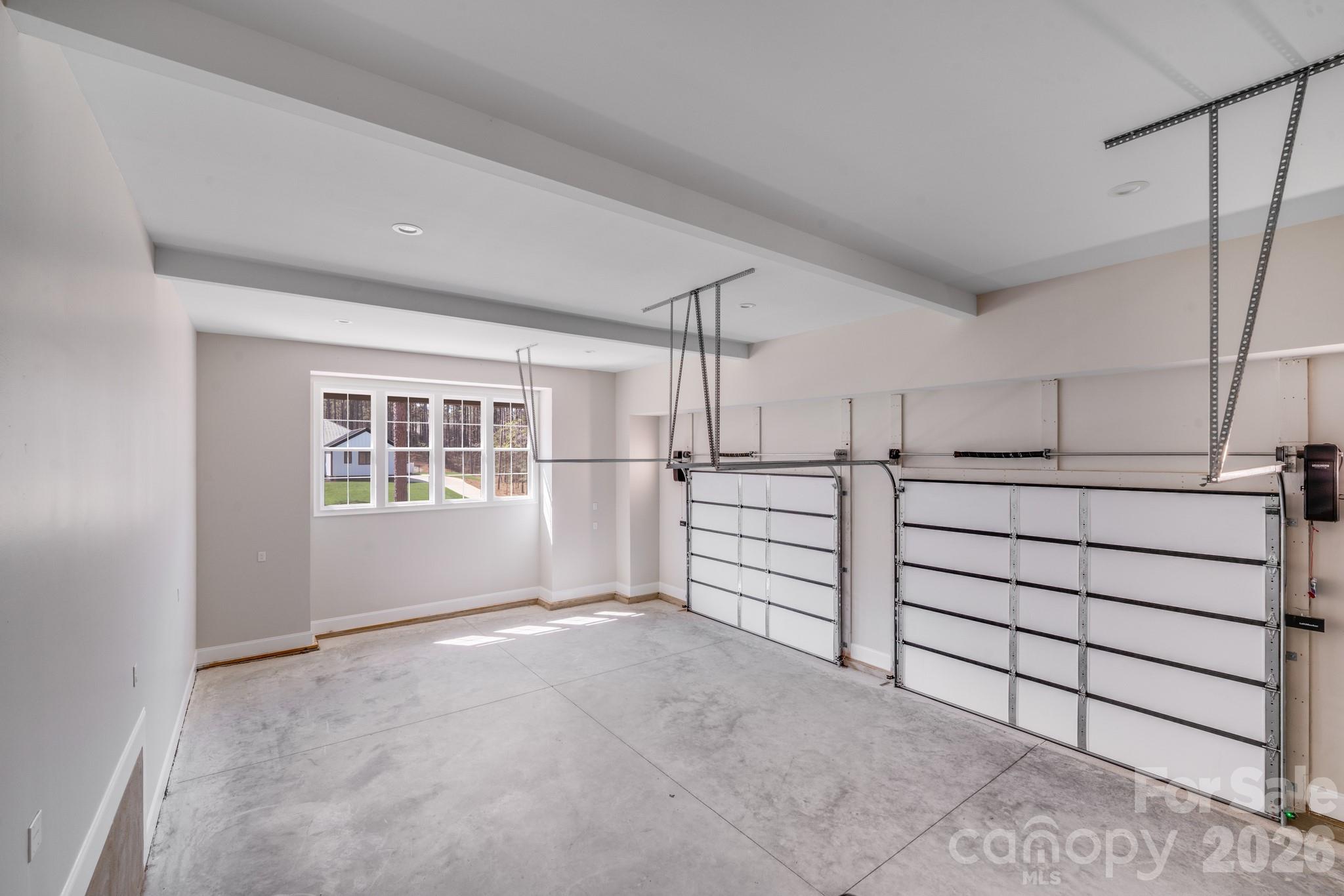 Riverchase Estates - Residential