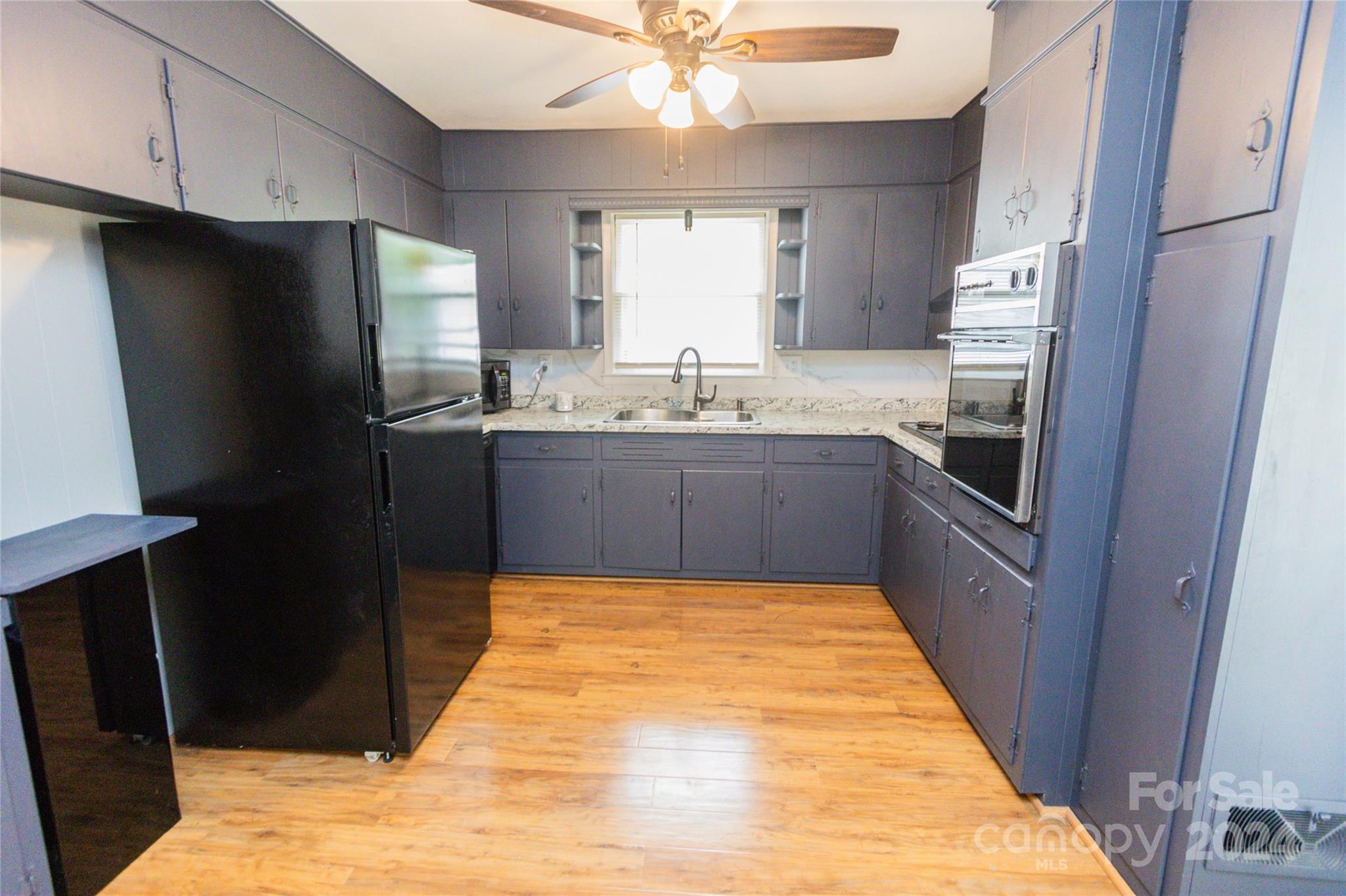 Colonial Heights - Residential