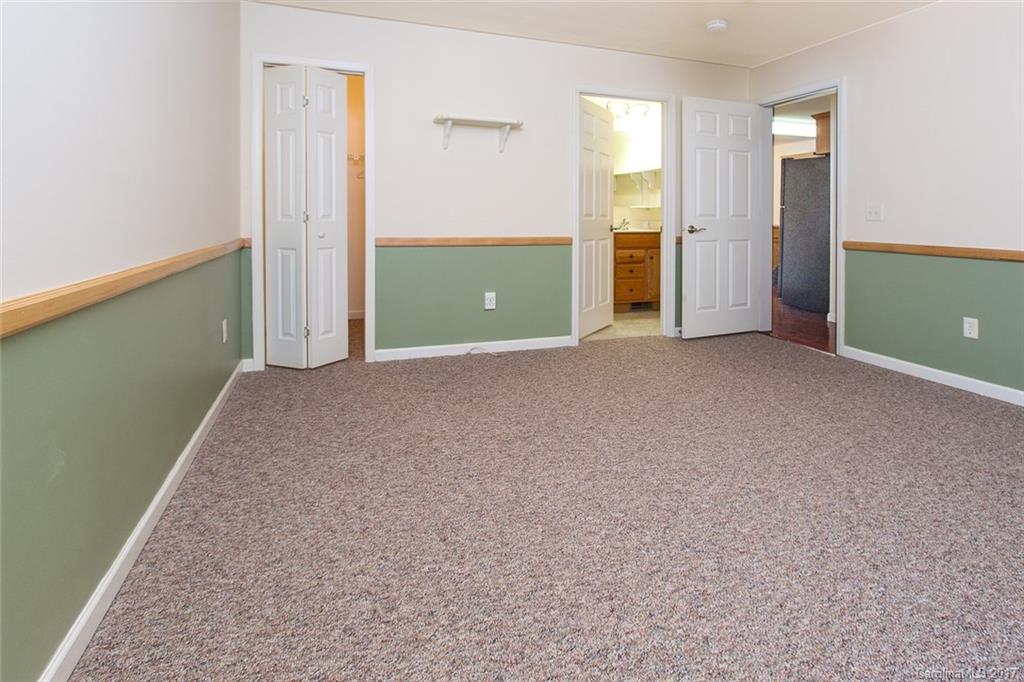 Willow Creek Village - Residential