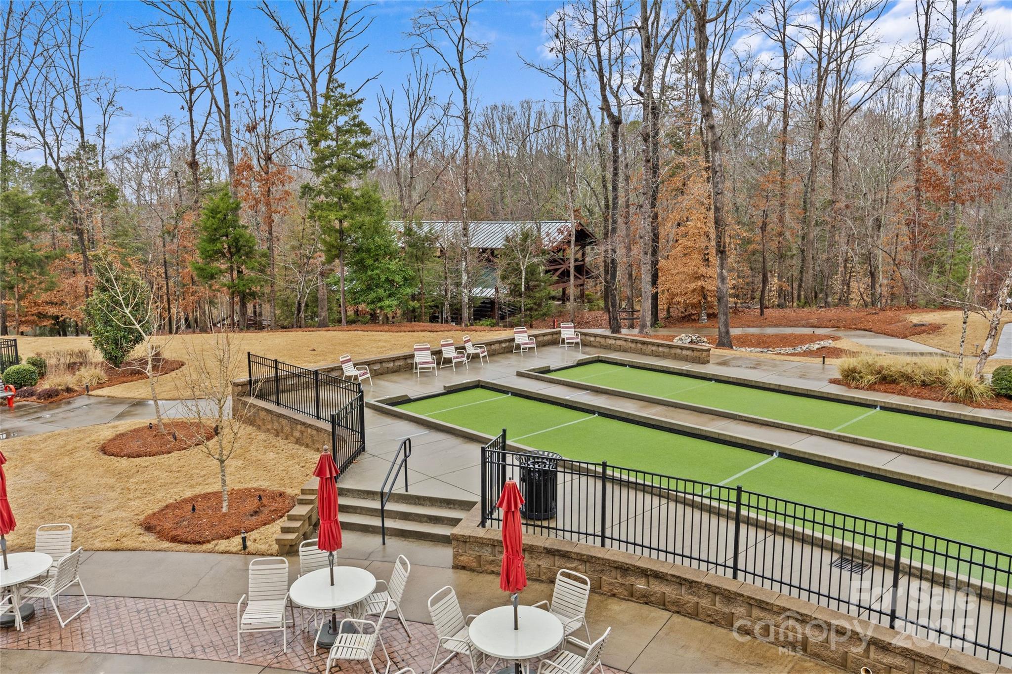 Tree Tops - Residential