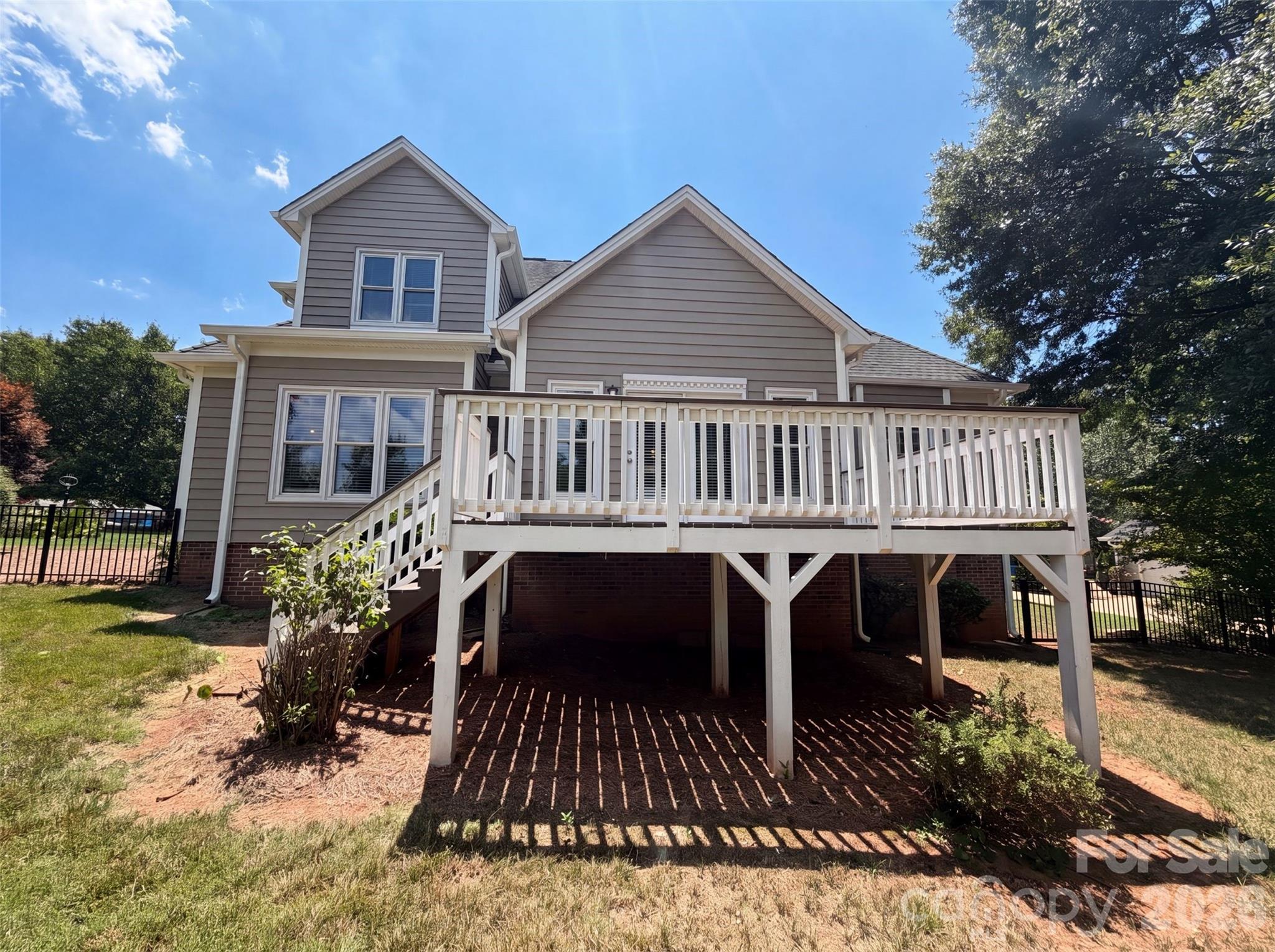 212 Timberlane Drive