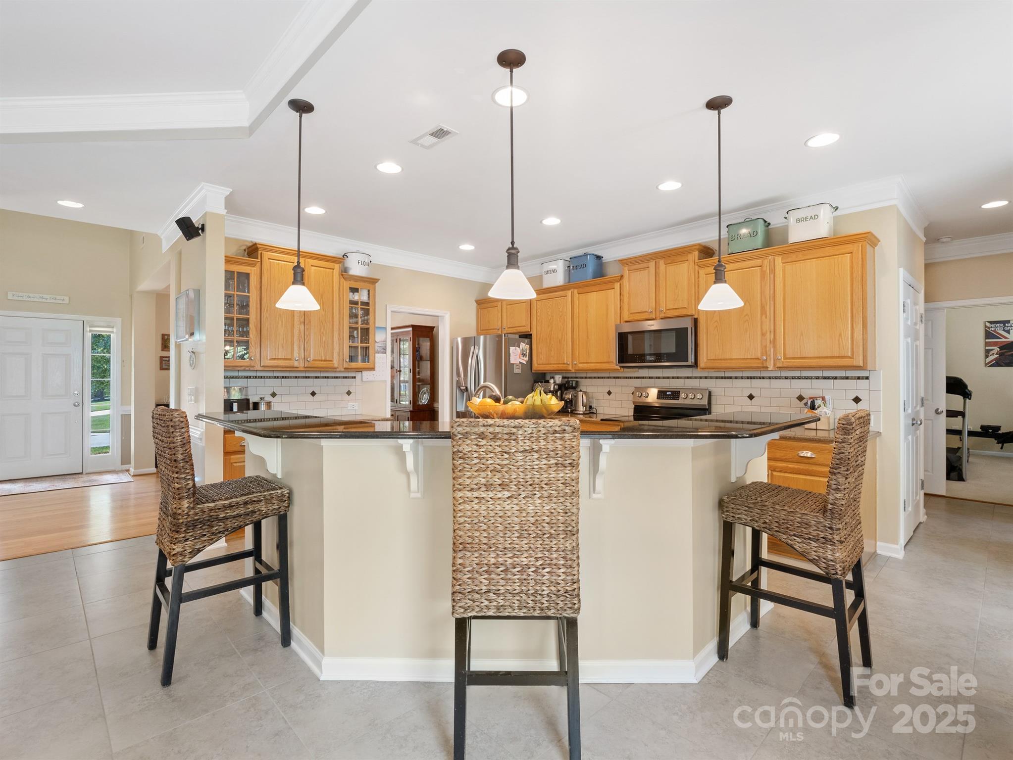 7627 Woodcrest Drive