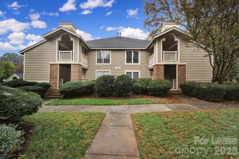 Photo of 5007 Sharon Road #E, Charlotte, NC 28210 (MLS # 4365122)