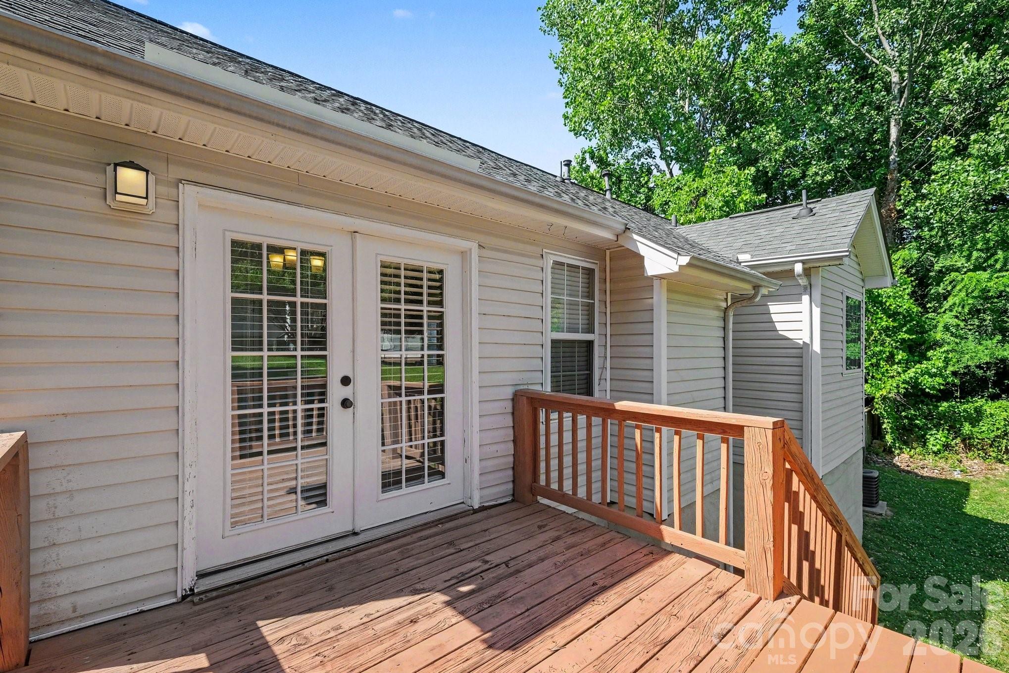 Summit Hills - Residential