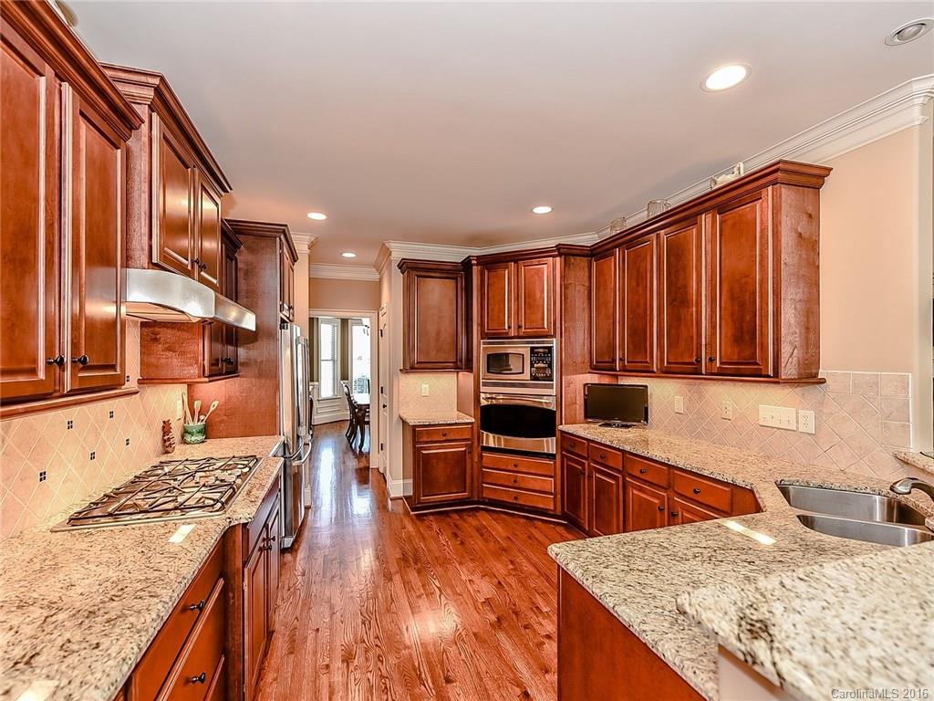 The Retreat At Sunset Ridge - Residential