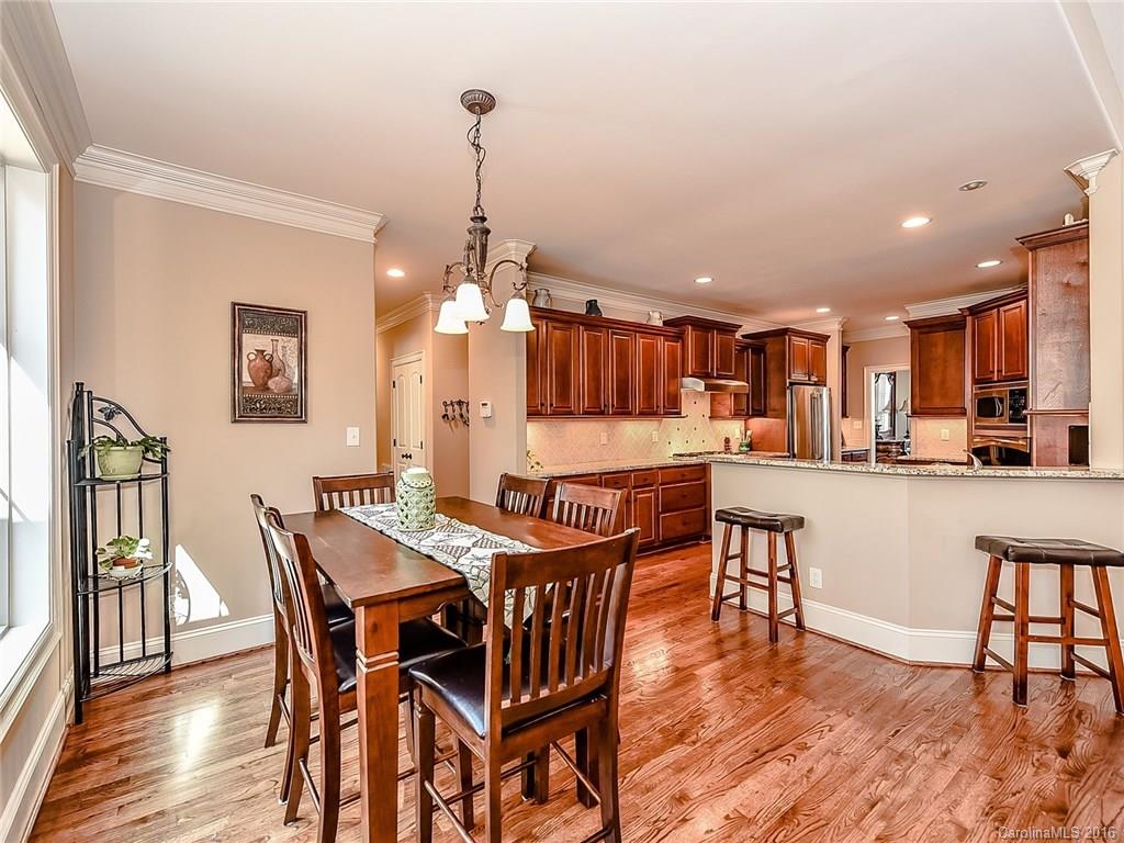 The Retreat At Sunset Ridge - Residential