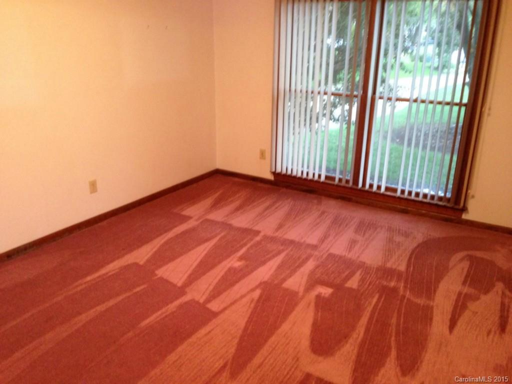 Hunters Pointe - Residential