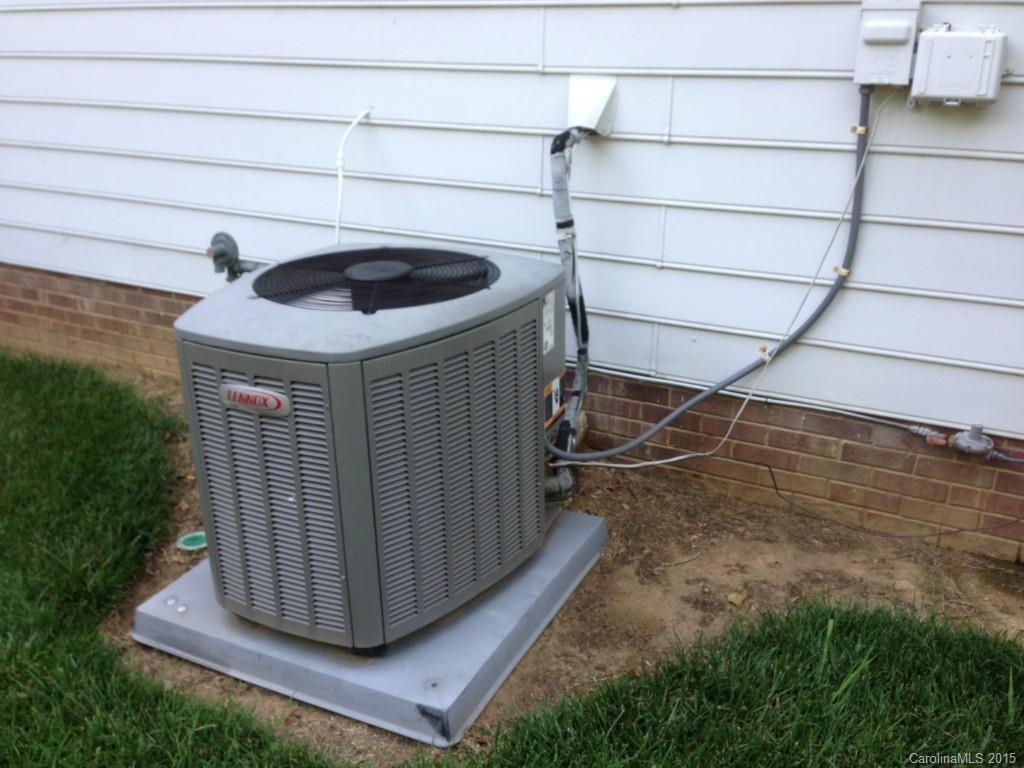 Hunters Pointe - Residential