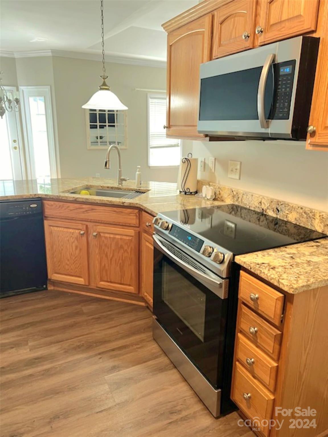 Huntington Place - Residential