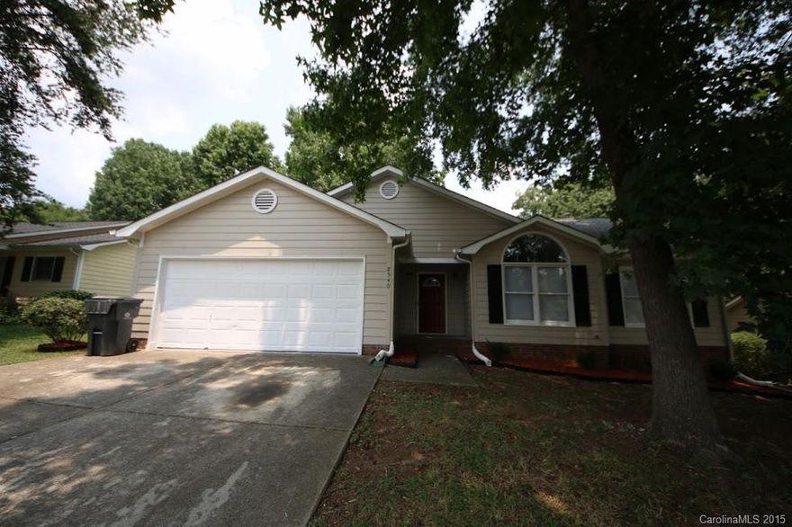 3Bd/2Ba ranch, with attached 2 car garage, deck, privacy fenced back yard. Close to I 485. New carpet, new stainless steel appliances to include stove, refrigerator, dishwasher. Gas hot air and water heater. 
Must see! 
*No Section 8*. 
*Pets are welcome but not aggressive breeds.*