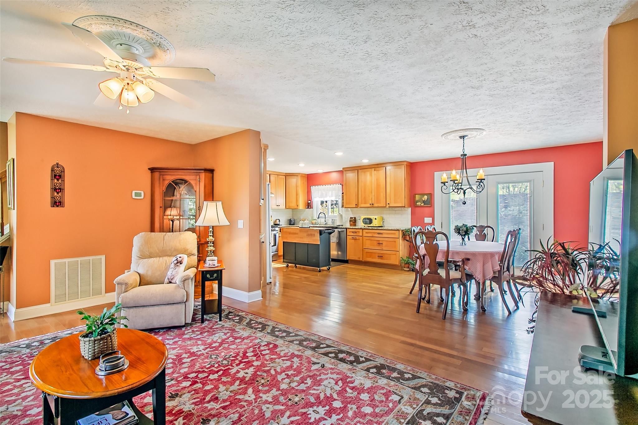 25 N Willow Brook Drive