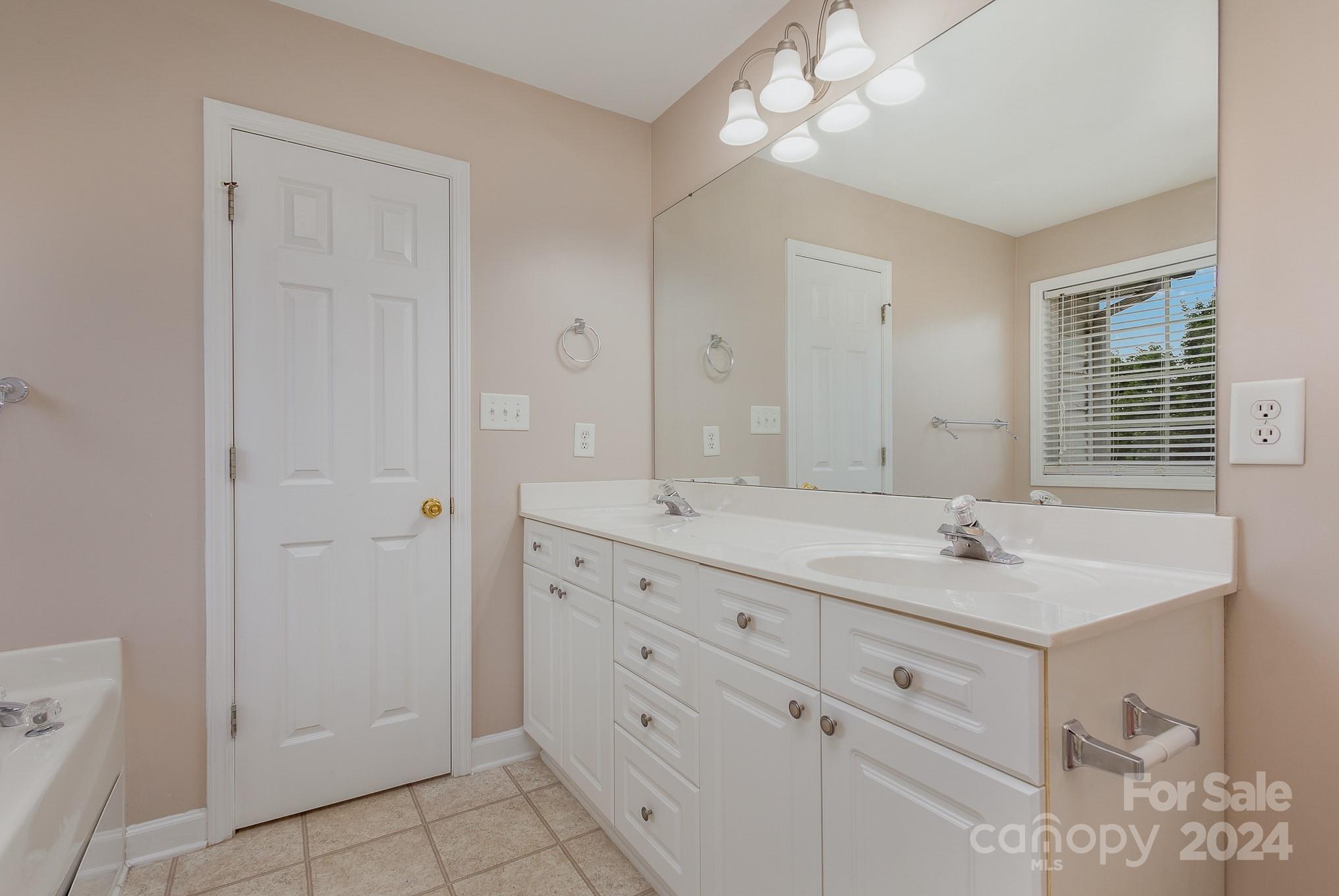 Taylor Glenn - Residential