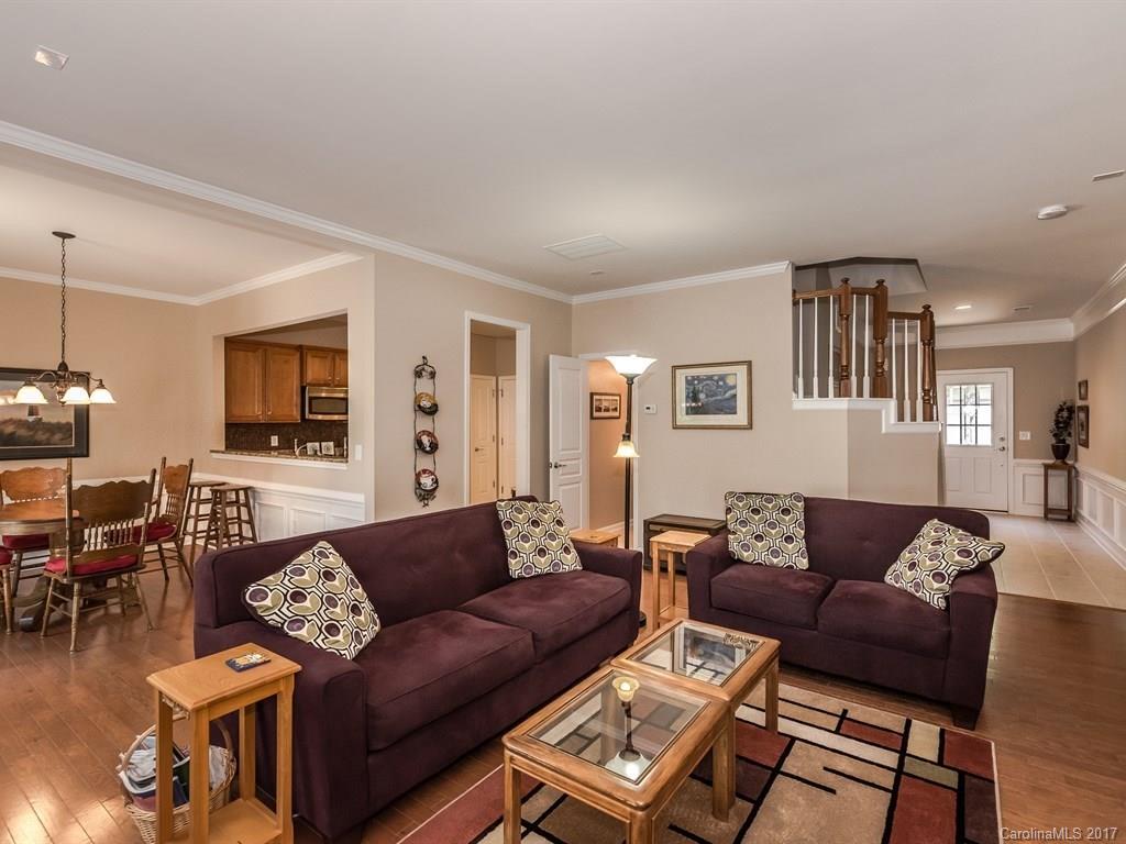 The Enclave at Ardrey Kell - Residential