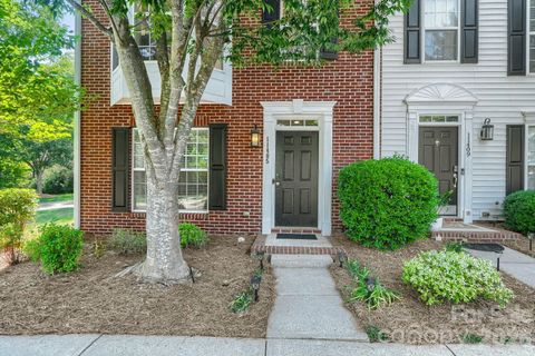 Photo of 11405 Destin Lane, Charlotte, NC 28277 (MLS # 4385259)