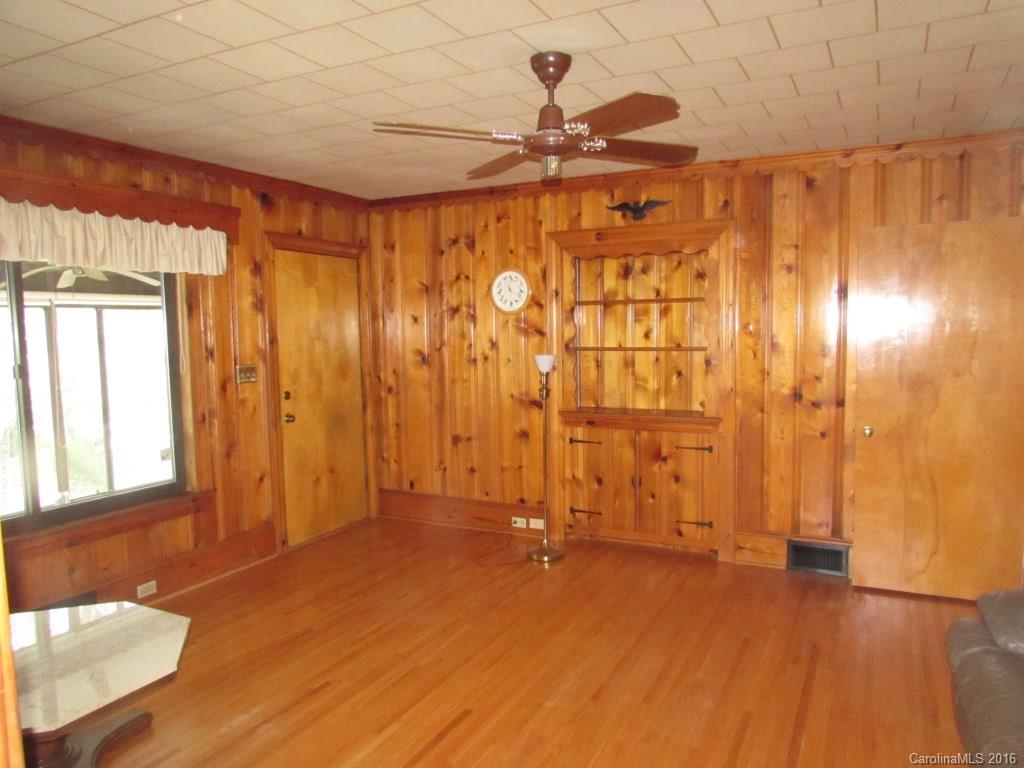 The Pines - Residential