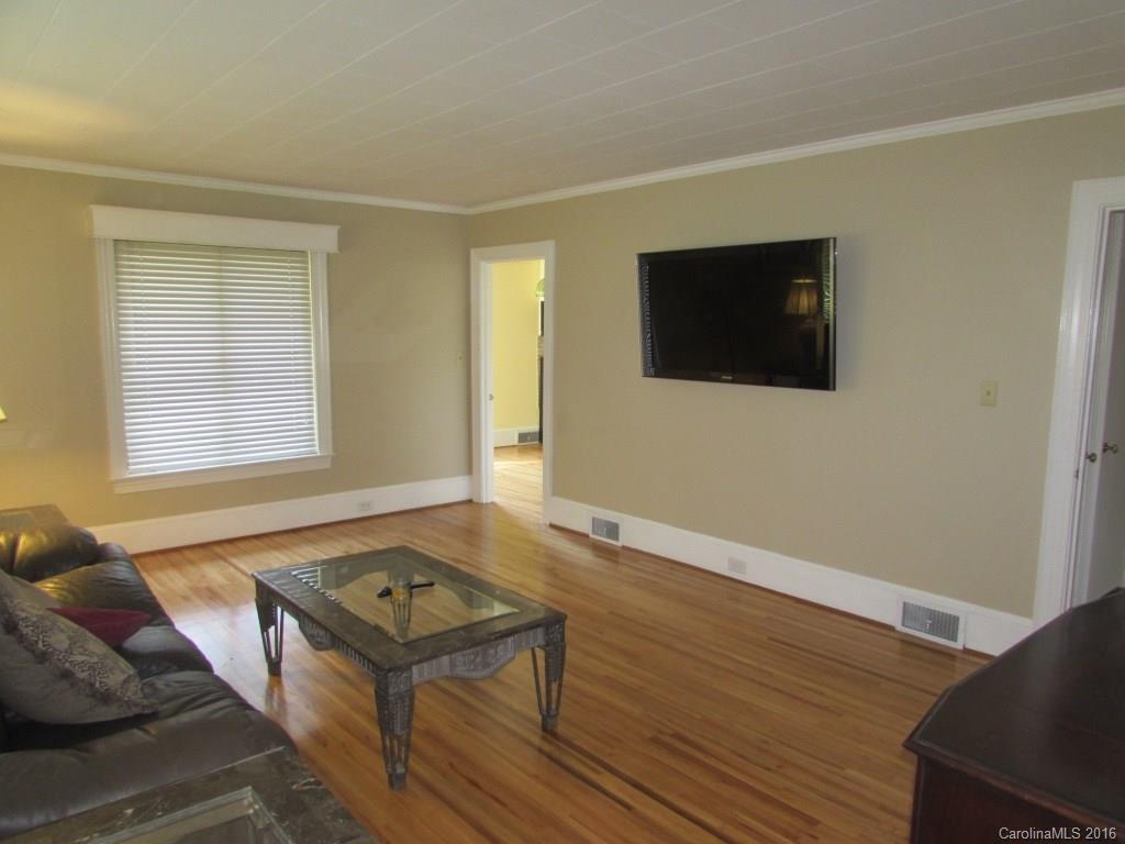 The Pines - Residential