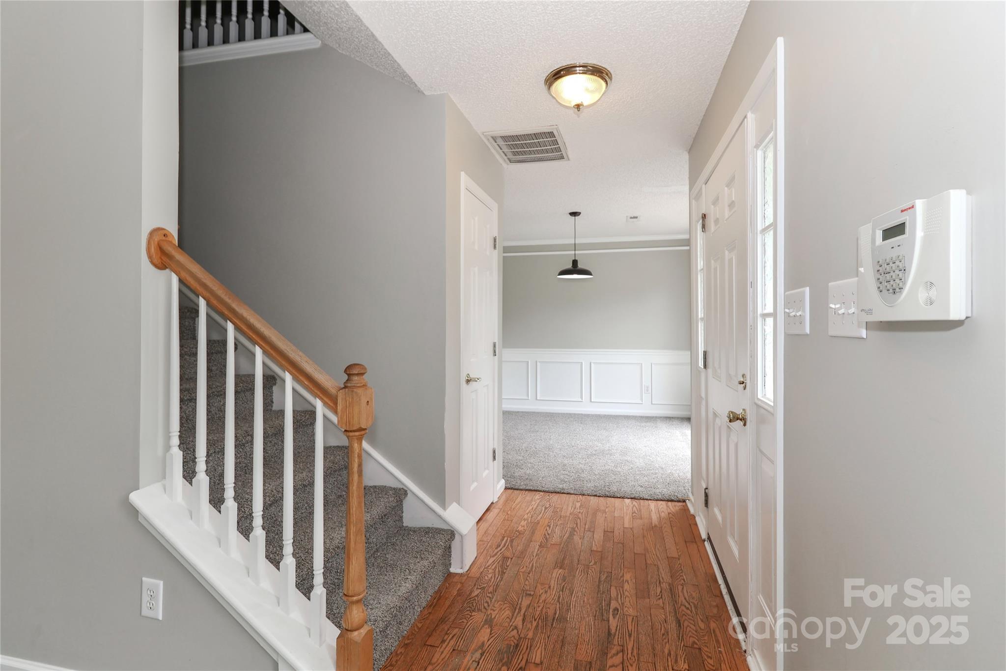 183 Bellelaine Drive