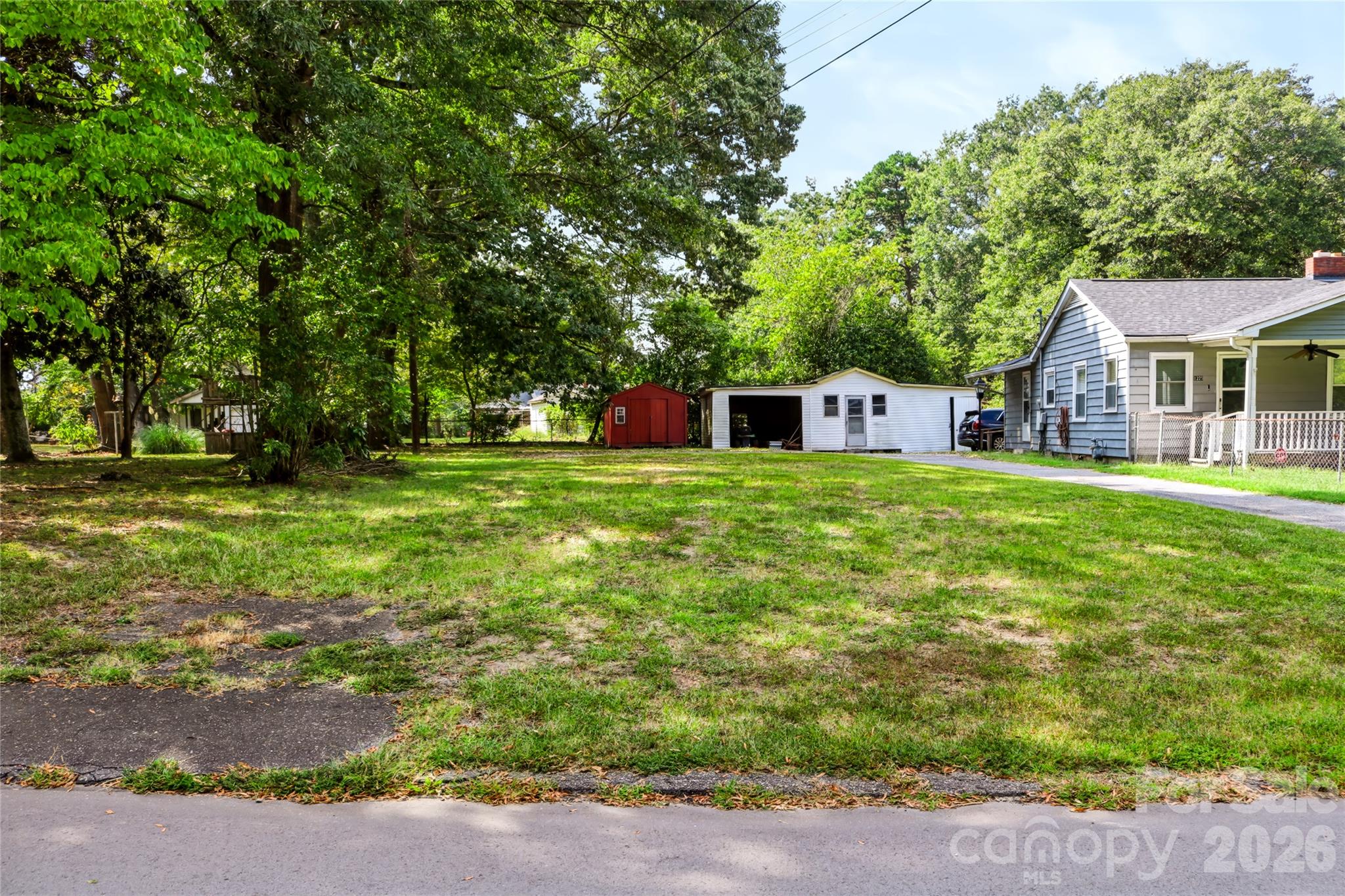 1225 White Lane