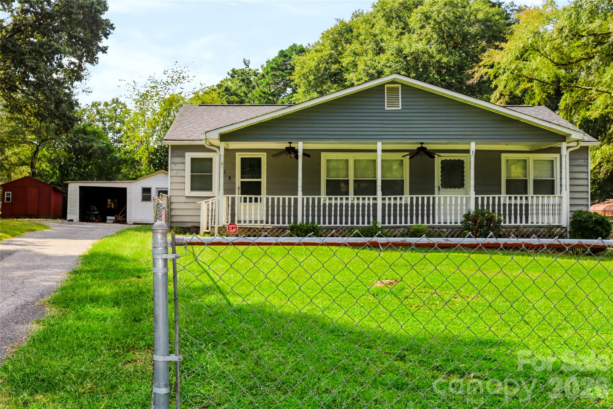 1225 White Lane